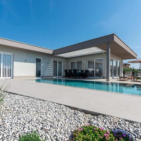 Villa Vivas *